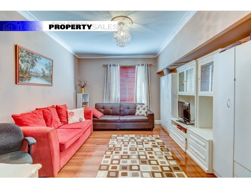 69 Hennessey Street, Moe VIC 3825