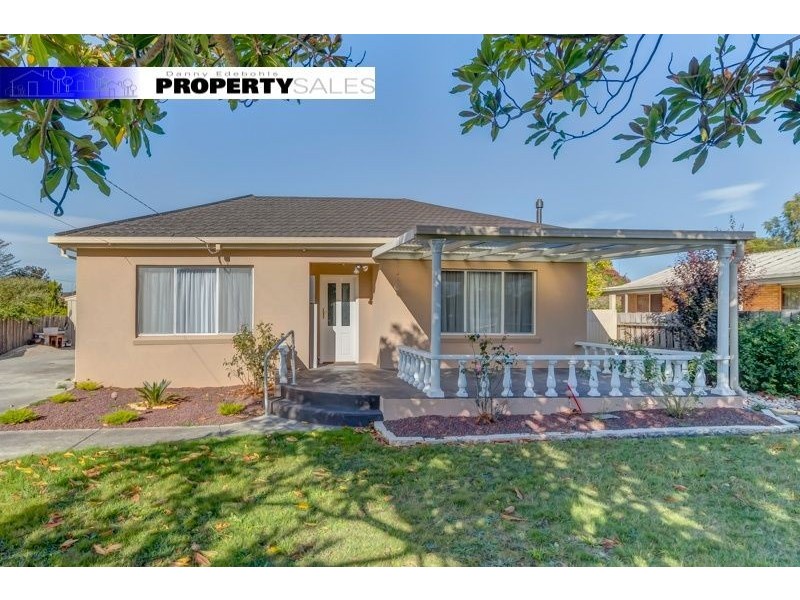 69 Hennessey Street, Moe VIC 3825