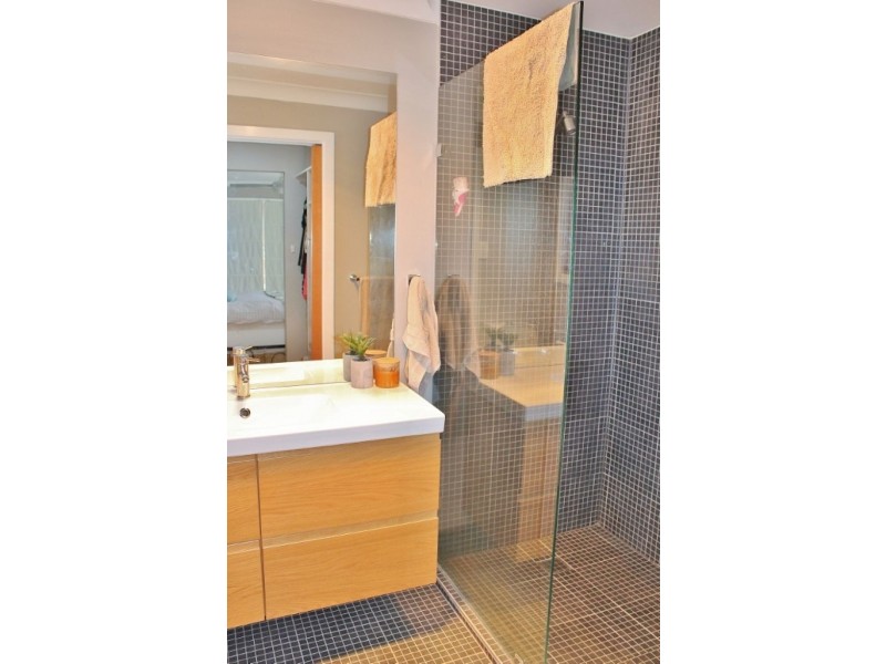 30 Newark Avenue, Newborough VIC 3825