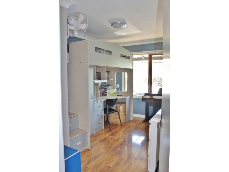 30 Newark Avenue, Newborough VIC 3825