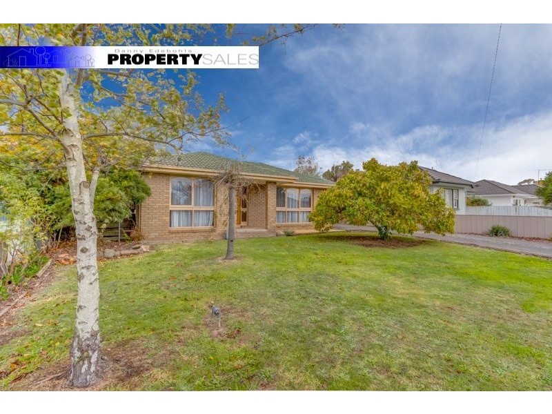 9 Kitchener Street, Trafalgar VIC 3824
