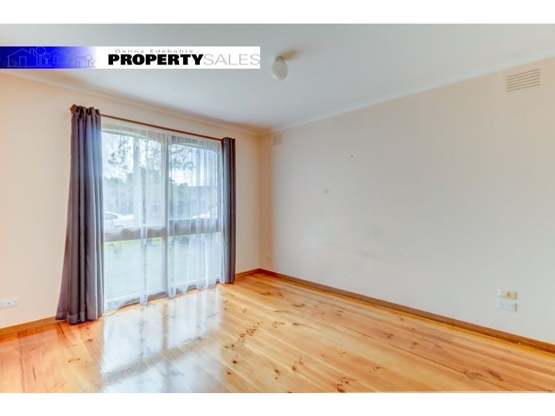 9 Kitchener Street, Trafalgar VIC 3824