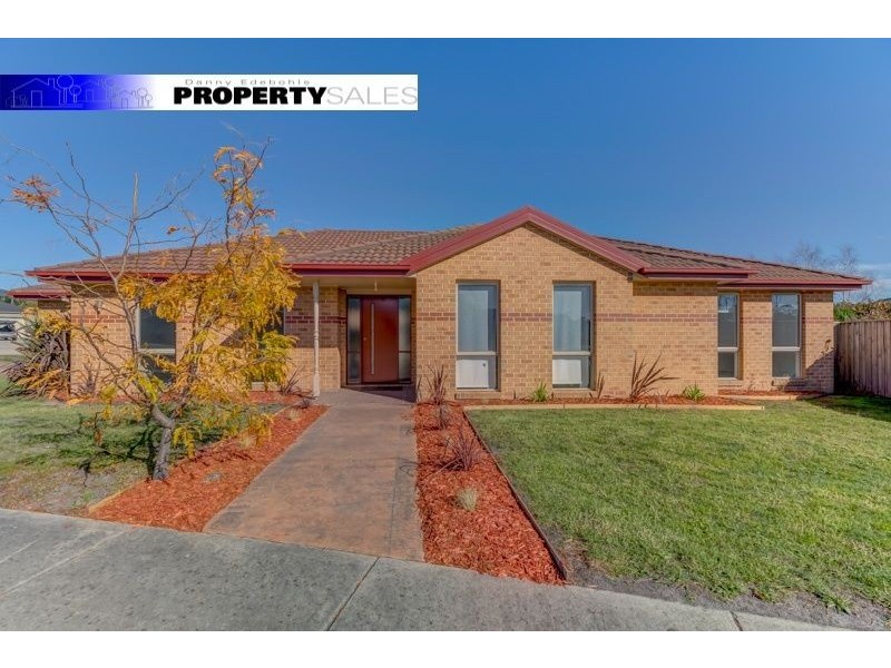 8 Rafter Court, Moe VIC 3825