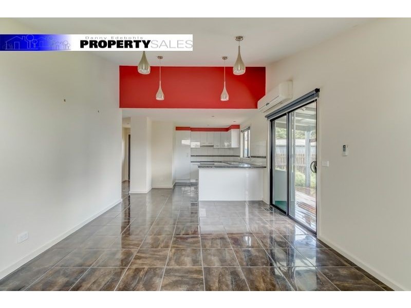 7 Ellinbank Street, Newborough VIC 3825