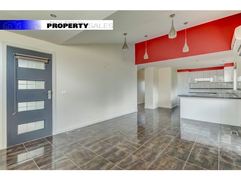 7 Ellinbank Street, Newborough VIC 3825