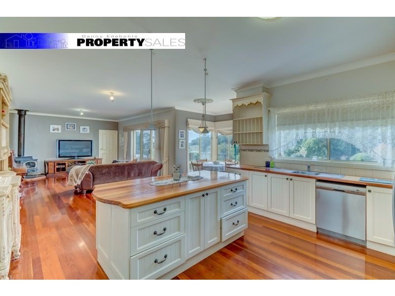 141 Melaleuca Drive, Trafalgar East VIC 3824