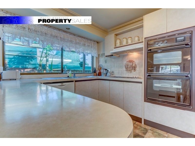 7 McMillan Court, Newborough VIC 3825