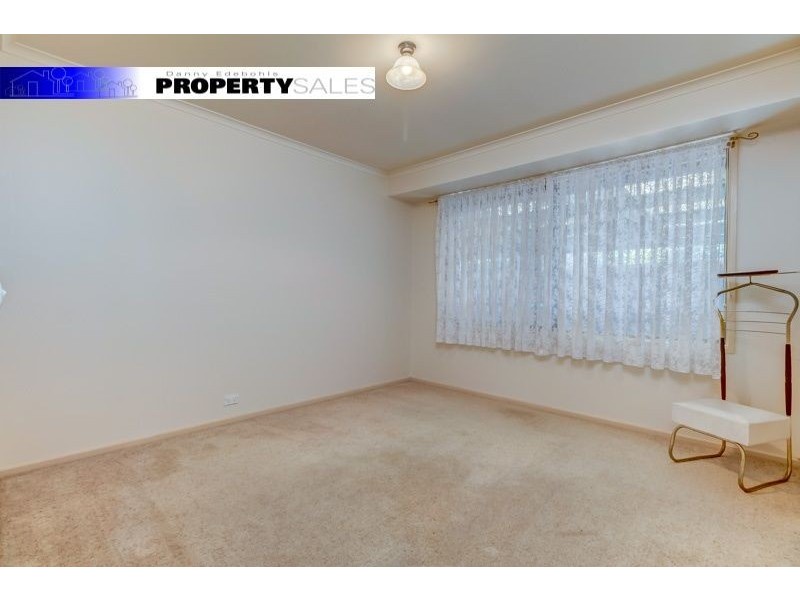 7 McMillan Court, Newborough VIC 3825