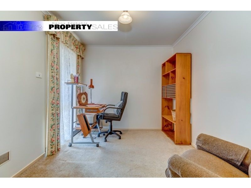 7 McMillan Court, Newborough VIC 3825