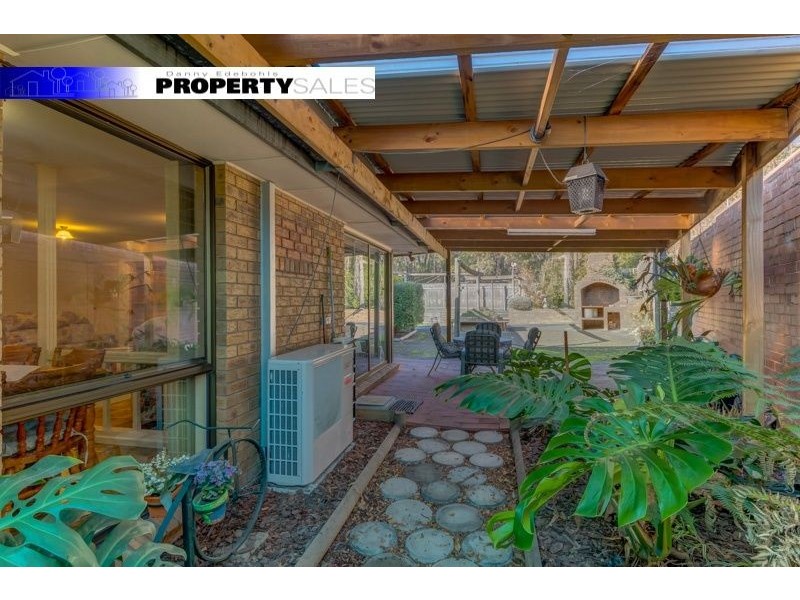 7 McMillan Court, Newborough VIC 3825