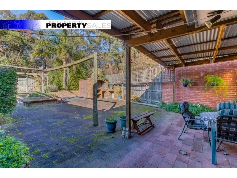 7 McMillan Court, Newborough VIC 3825