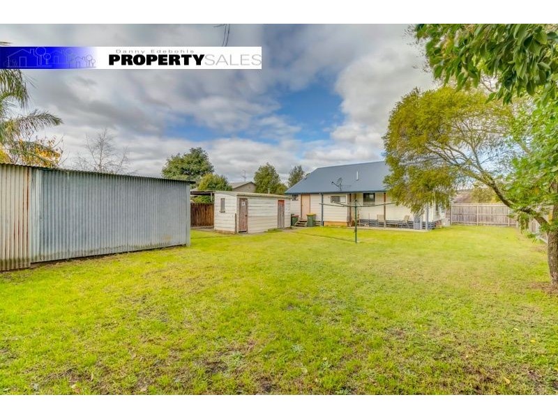 16 Hawker Street, Moe VIC 3825