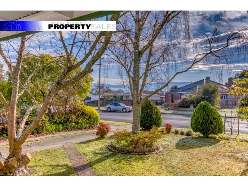 3 Shanahan Parade, Newborough VIC 3825