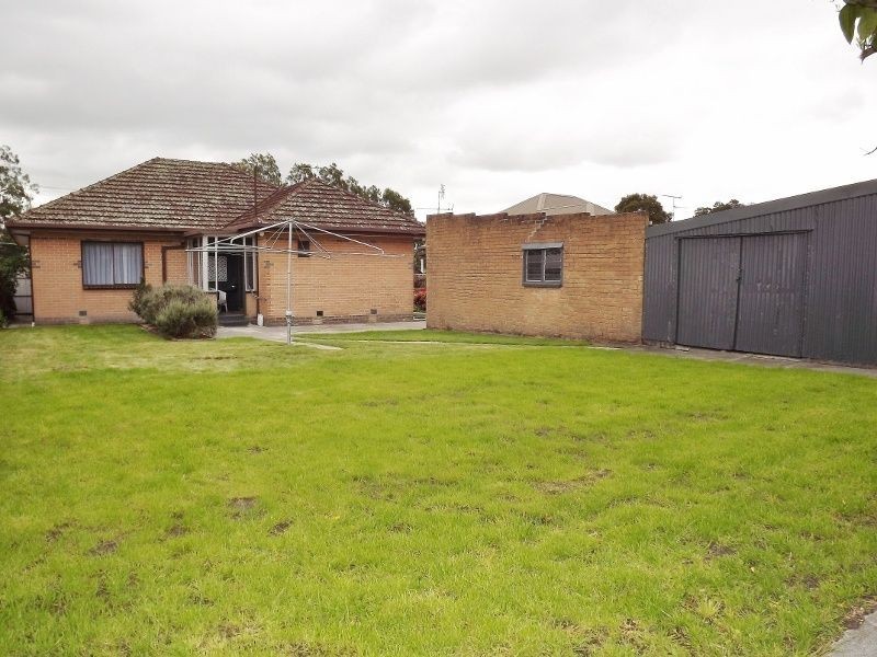 167 Service Road South, Moe VIC 3825