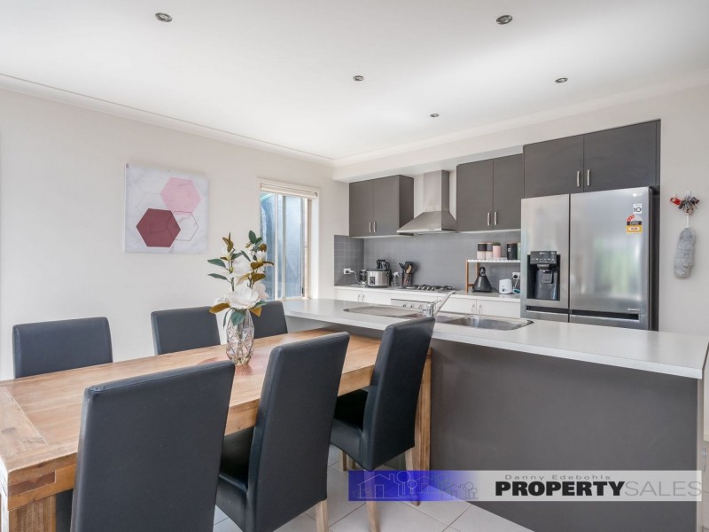 17 Stamford Street, Newborough VIC 3825