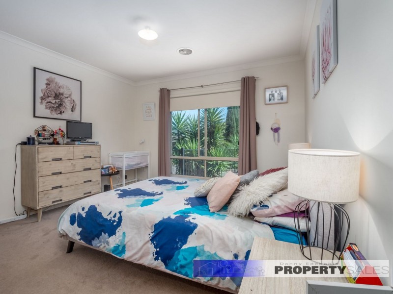 17 Stamford Street, Newborough VIC 3825