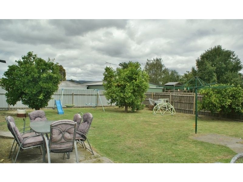 11 Thoresby Street, Newborough VIC 3825