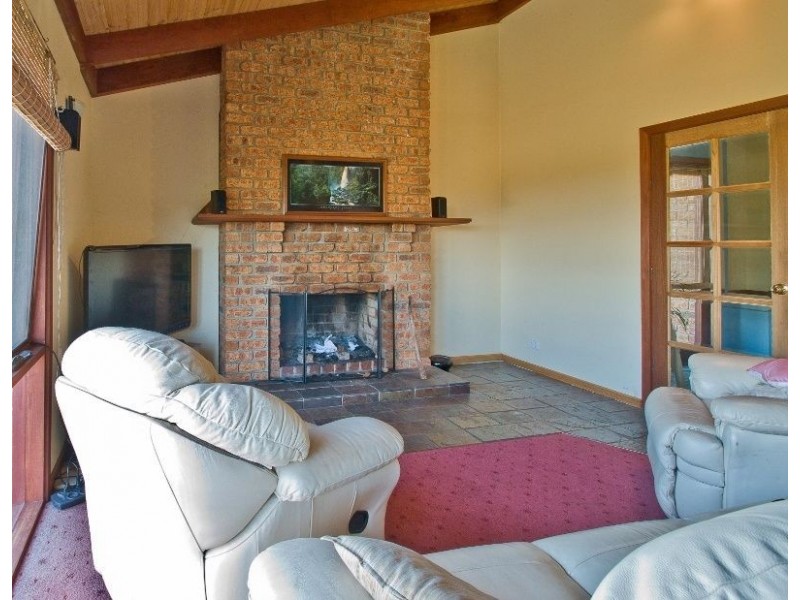 30 Adam View Court, Tanjil East VIC 3825