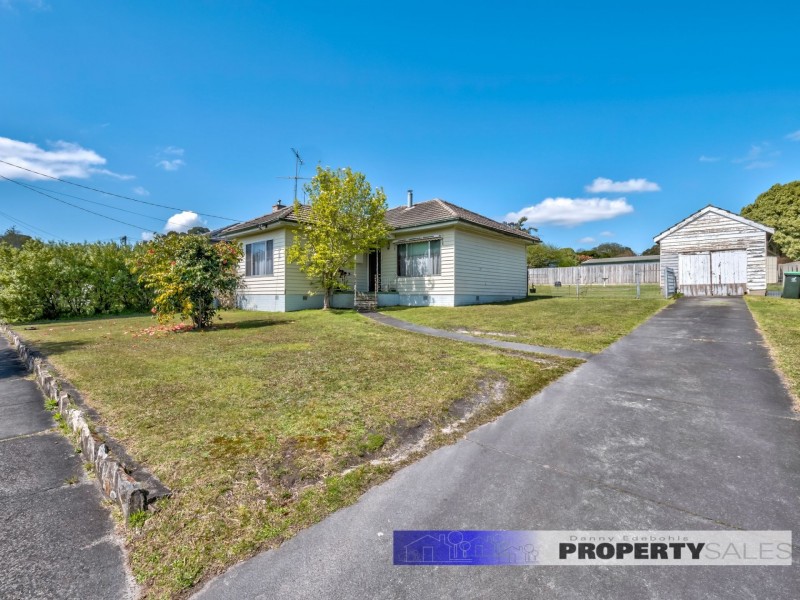 8 Balfour Street, Newborough VIC 3825