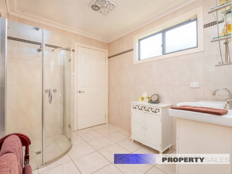 8 Balfour Street, Newborough VIC 3825