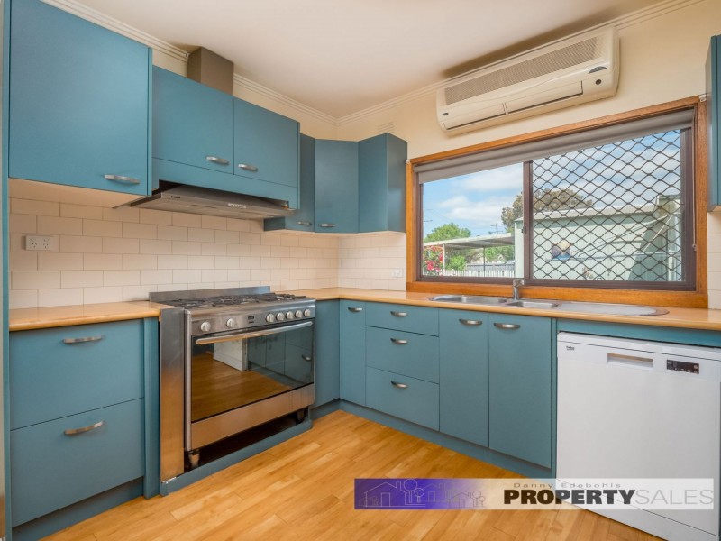 22 Chamberlain Road, Newborough VIC 3825