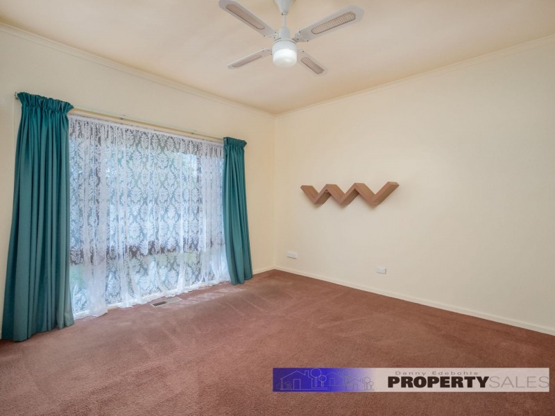 22 Chamberlain Road, Newborough VIC 3825