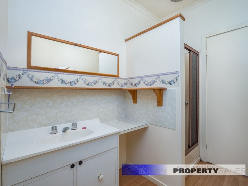 22 Chamberlain Road, Newborough VIC 3825