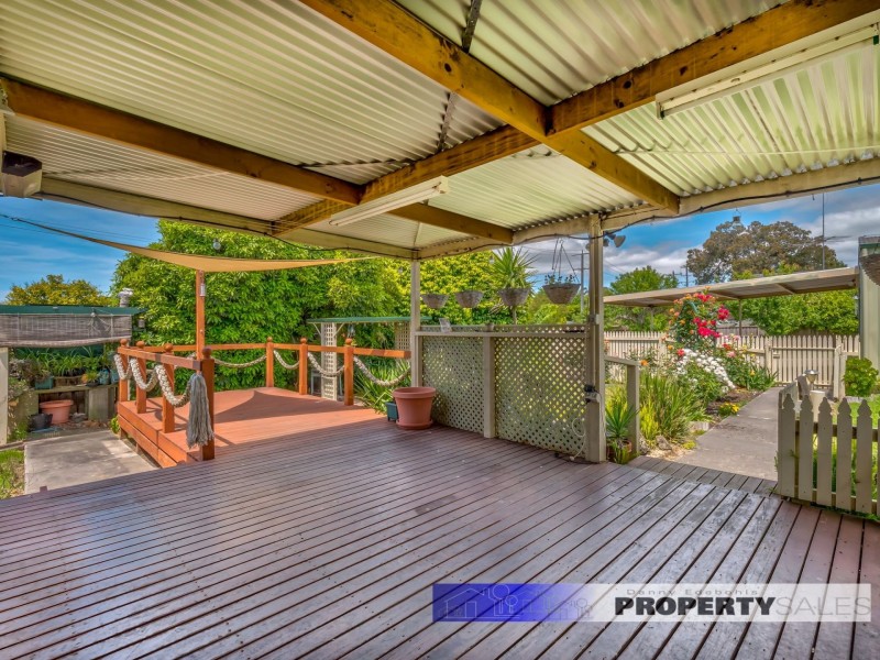 22 Chamberlain Road, Newborough VIC 3825
