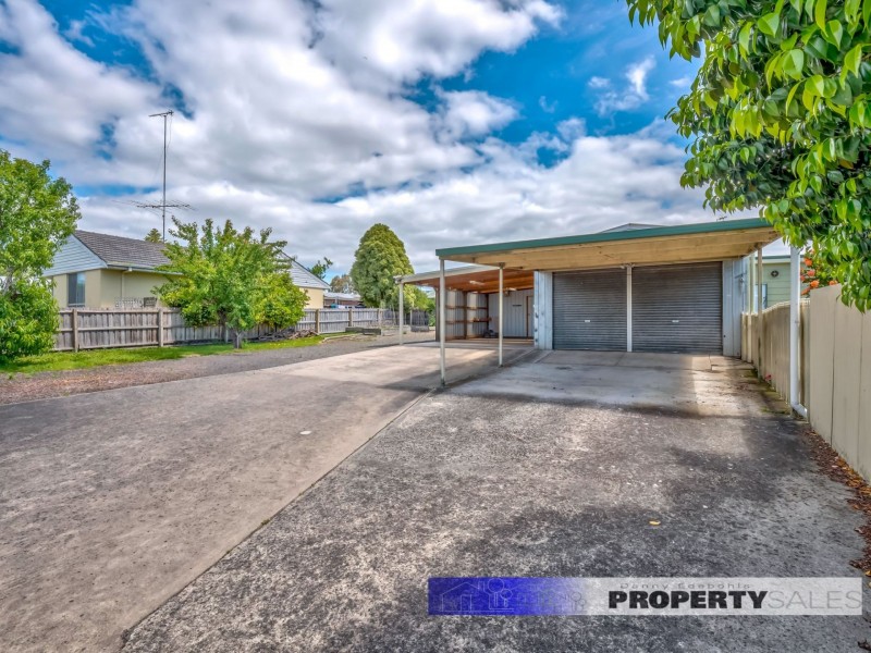 22 Chamberlain Road, Newborough VIC 3825