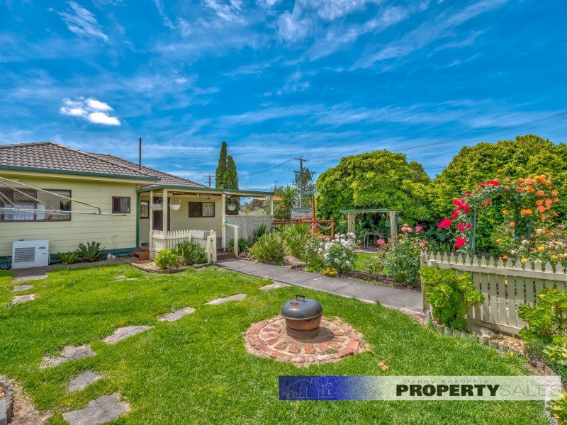 22 Chamberlain Road, Newborough VIC 3825