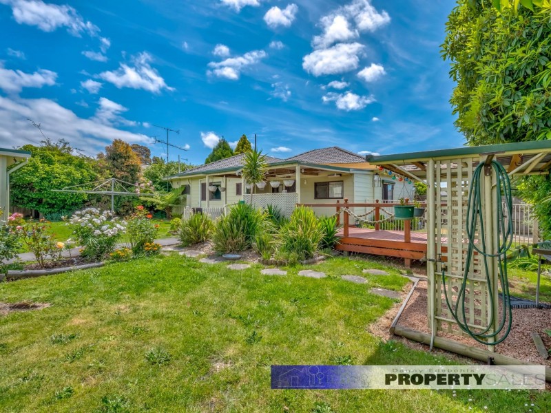 22 Chamberlain Road, Newborough VIC 3825