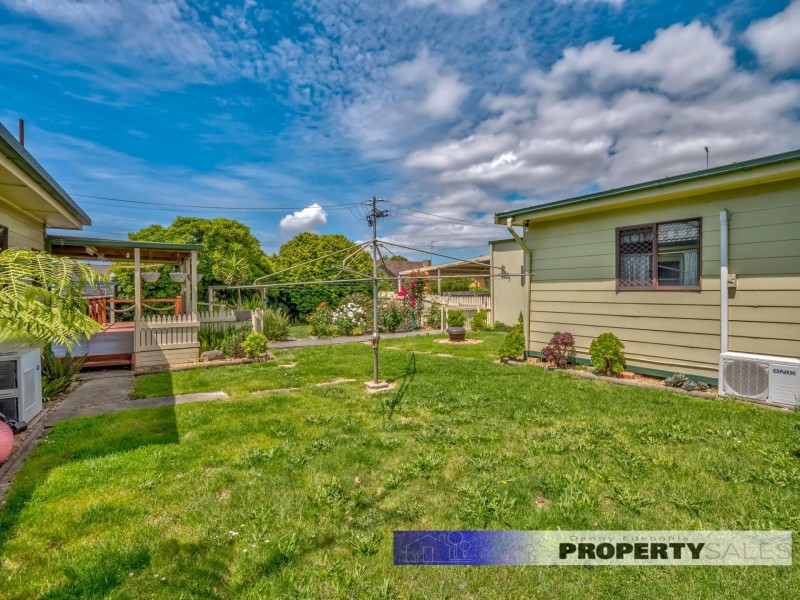 22 Chamberlain Road, Newborough VIC 3825