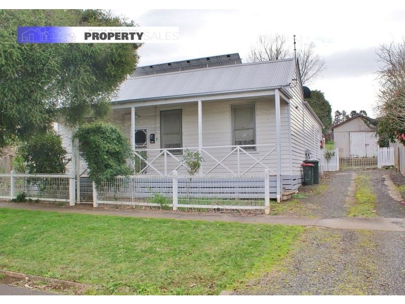 8 Henty Street, Erica VIC 3825