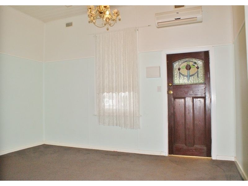 8 Henty Street, Erica VIC 3825