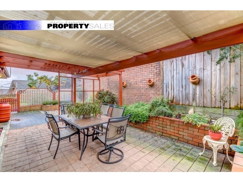 15 Scorpio Drive, Moe VIC 3825