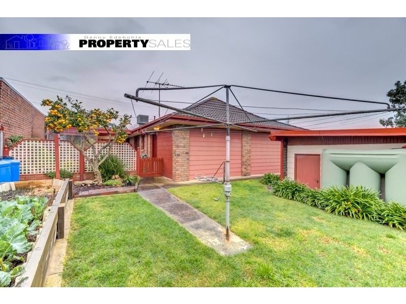 15 Scorpio Drive, Moe VIC 3825