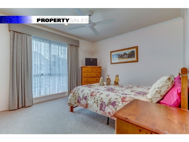 2/1B Mena Street, Moe VIC 3825