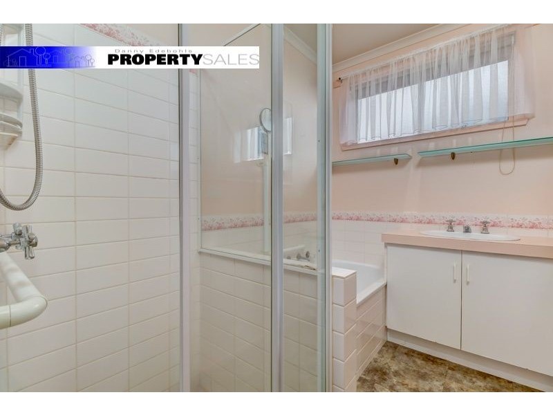 2/1B Mena Street, Moe VIC 3825