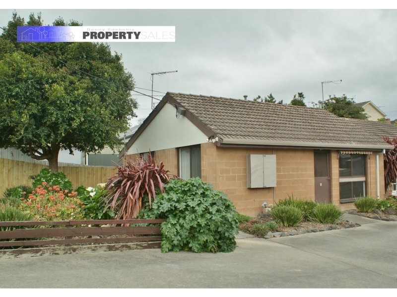 1/1 March Street, Newborough VIC 3825