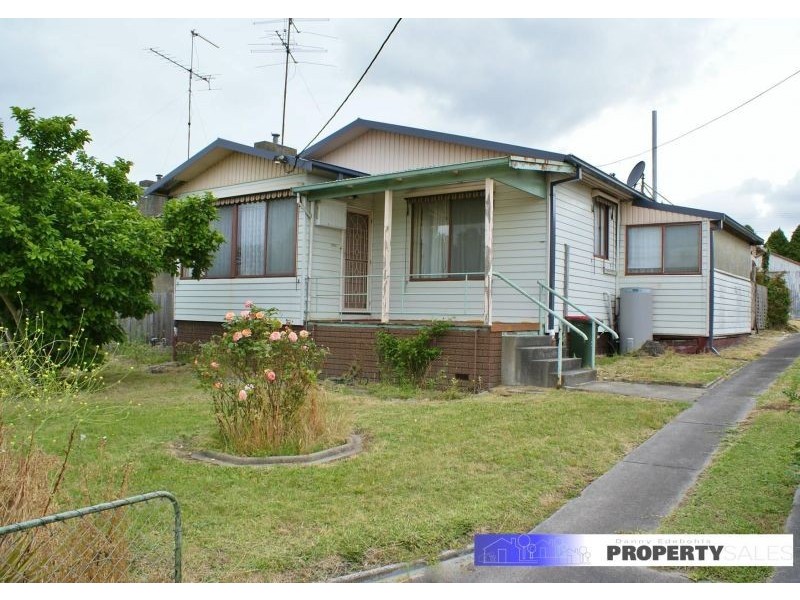 15 Childers Street, Newborough VIC 3825