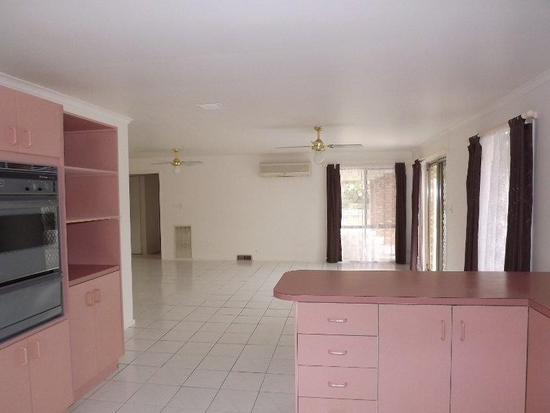 106 Southwell Avenue, Newborough VIC 3825