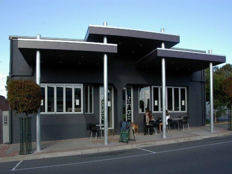 20 Rutherglen Rd, Newborough VIC 3825