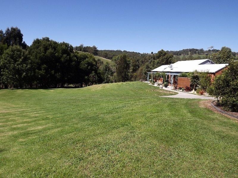 27 Matthew Court, Moe South VIC 3825