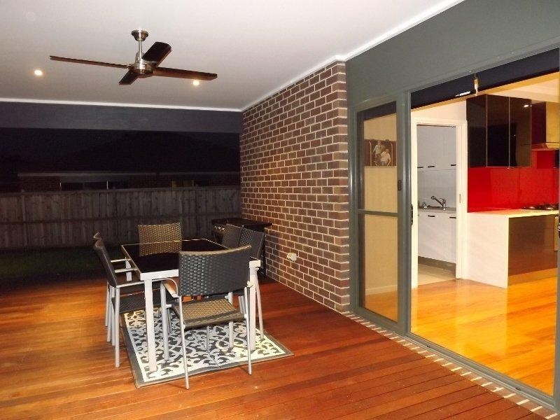 5 Robin Close, Newborough VIC 3825