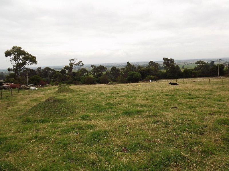 24 Melaleuca Drive, Trafalgar East VIC 3824