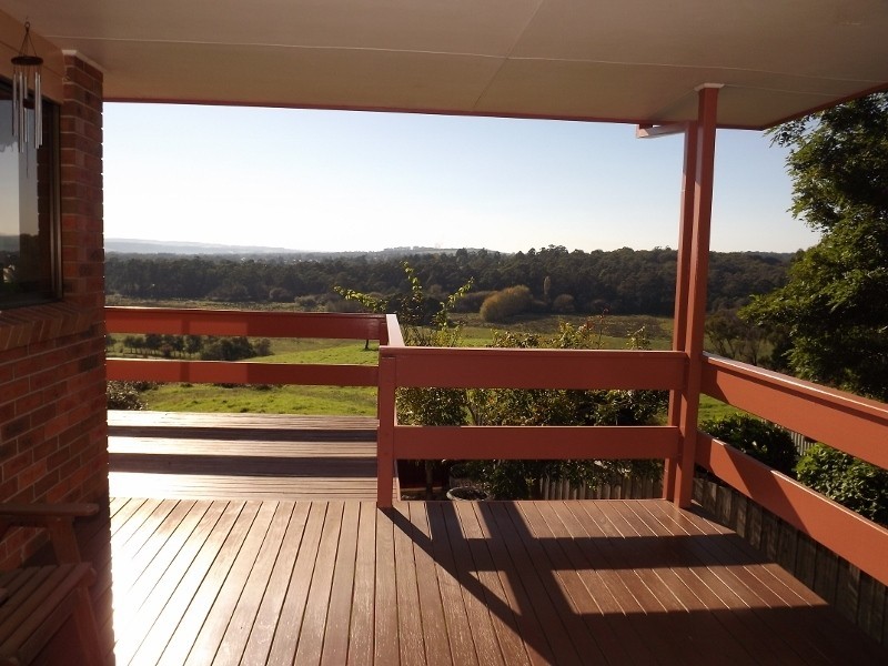 13 Wirrana Drive, Moe VIC 3825