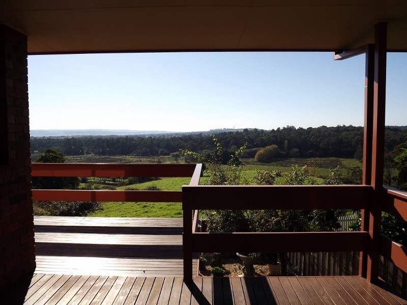 13 Wirrana Drive, Moe VIC 3825