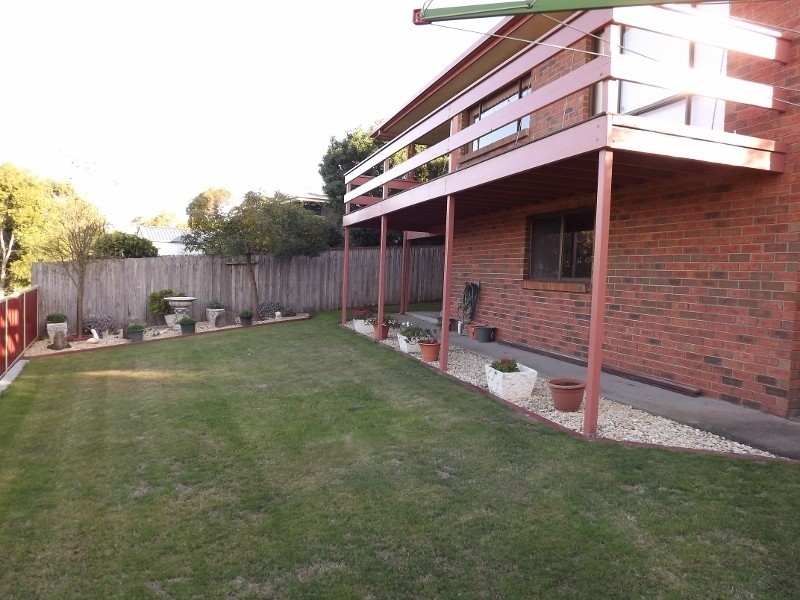 13 Wirrana Drive, Moe VIC 3825