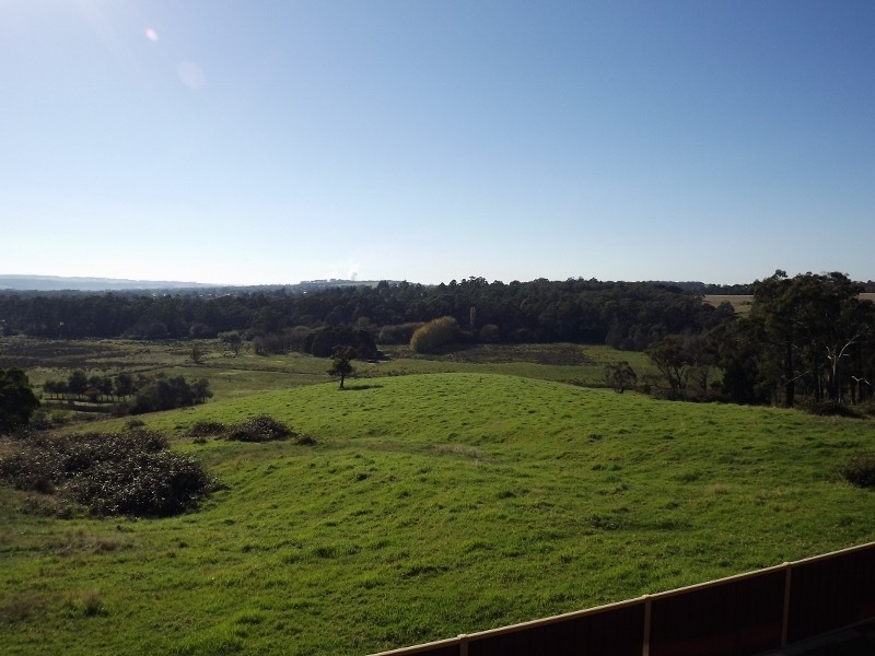 13 Wirrana Drive, Moe VIC 3825