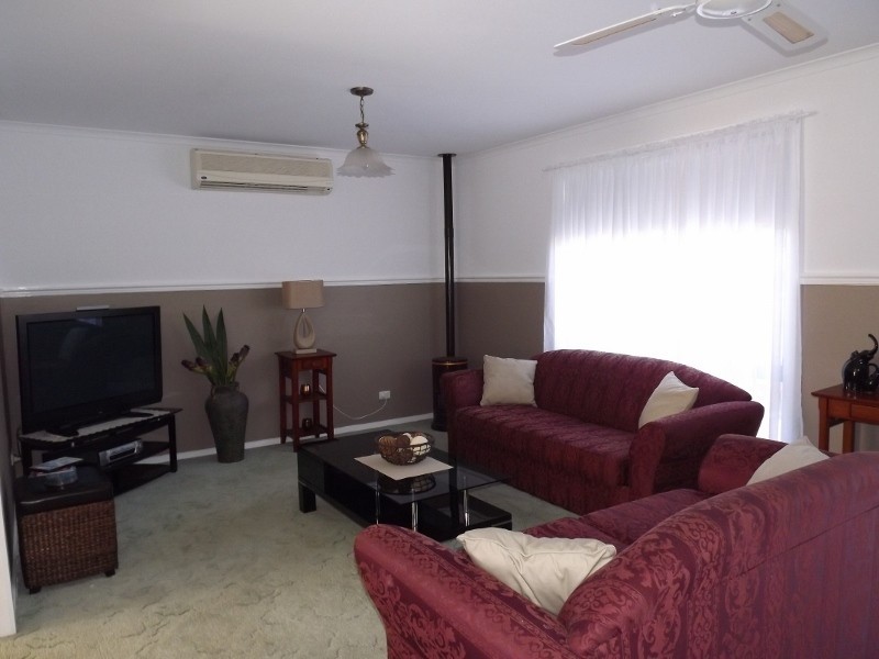 4 Koornalla Street, Newborough VIC 3825